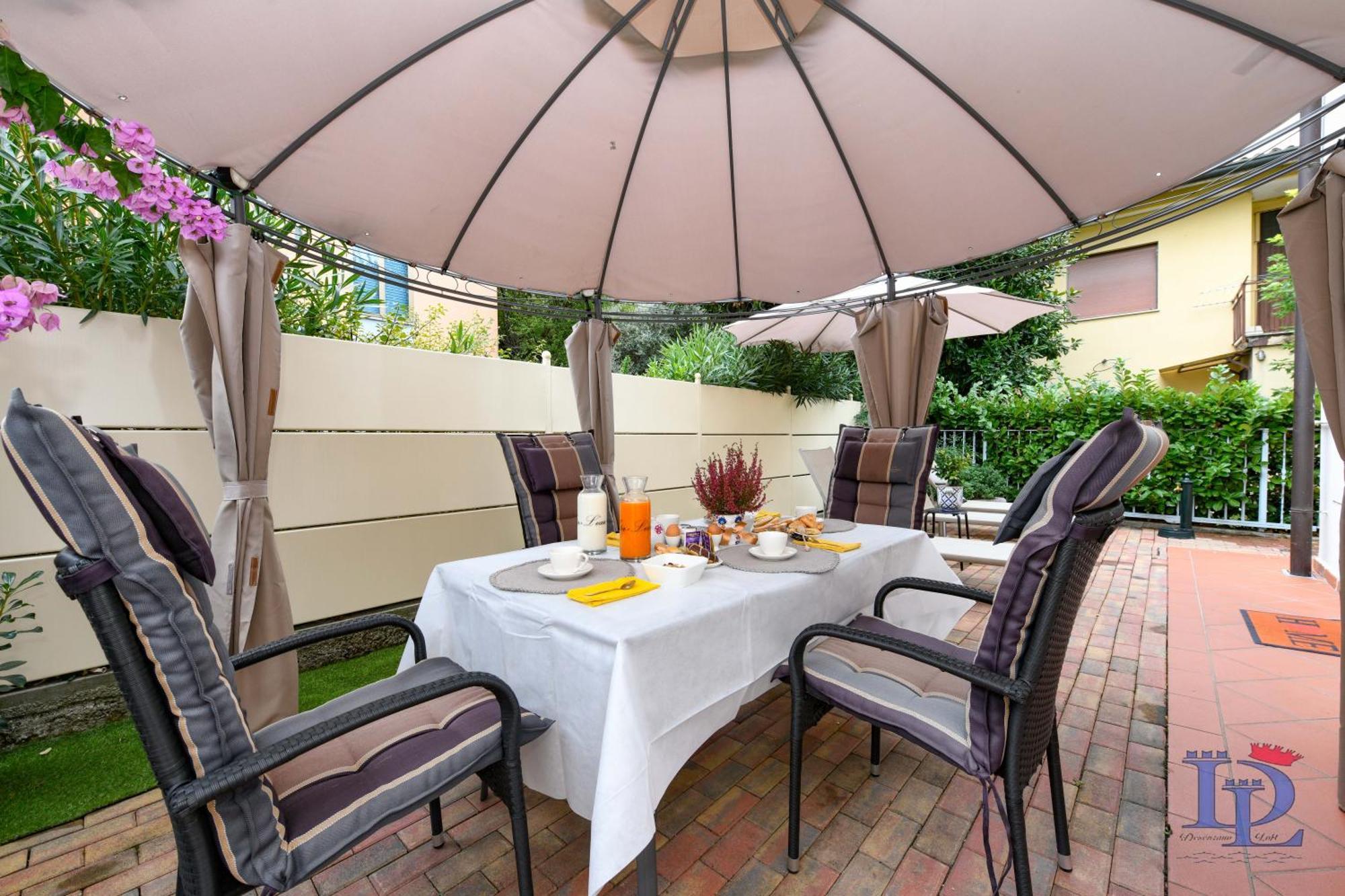 Desenzanoloft Official Partner Marriott Homes & Villas - Garden & Pool Desenzano del Garda Exteriör bild