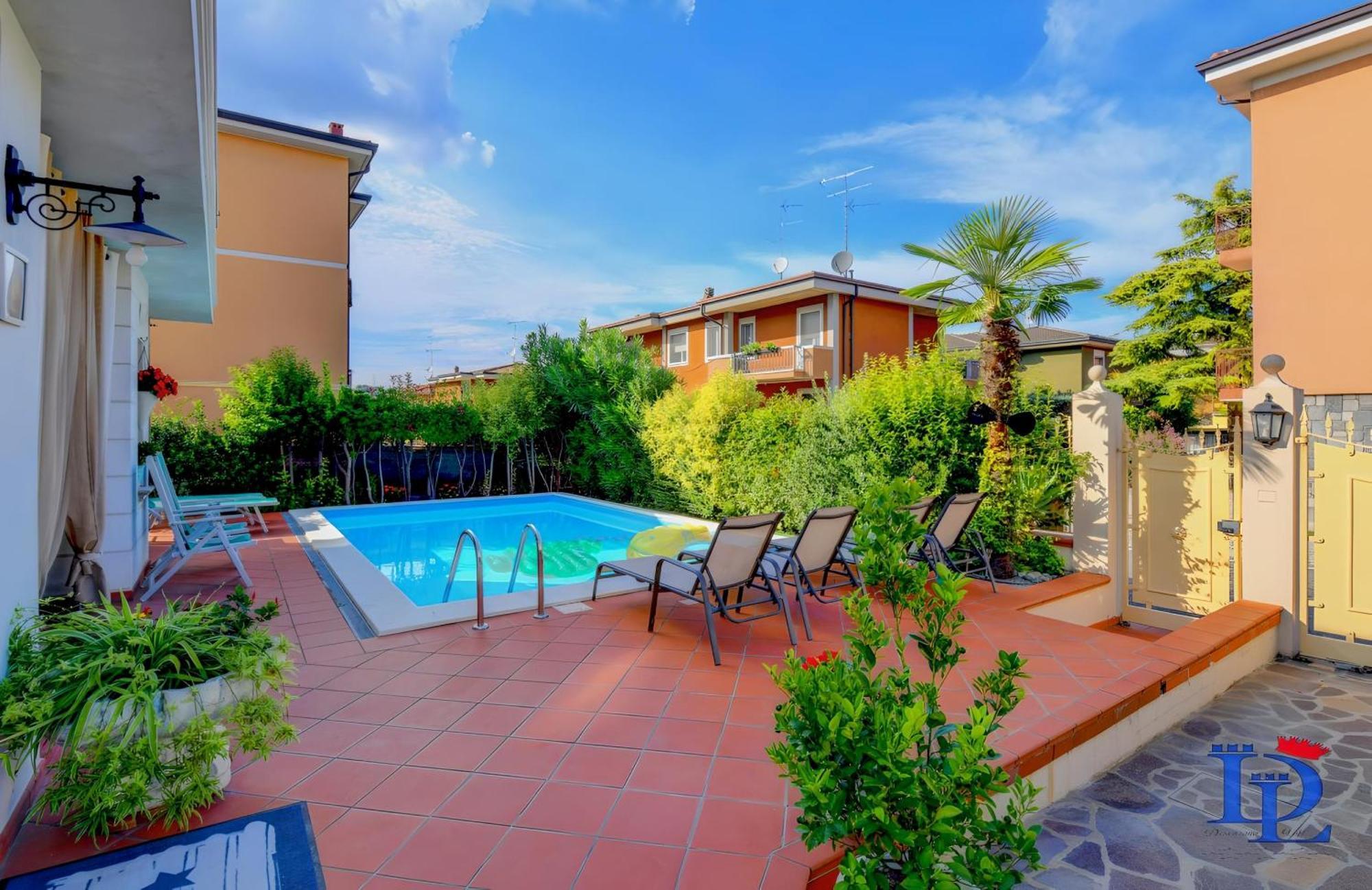 Desenzanoloft Official Partner Marriott Homes & Villas - Garden & Pool Desenzano del Garda Exteriör bild